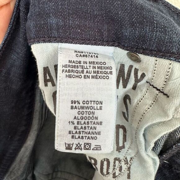 True Religion Mens Relaxed Skinny Rocco No Flap SE Dark Wash Snap Cuff Hidden Bu - Picture 14 of 15